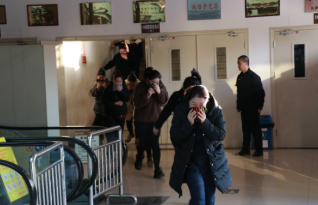 搞經(jīng)營(yíng)  安全警鐘長(cháng)鳴；抓效益  演練守護平安