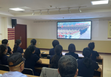 九三閱兵燃壯志   金威征程譜華章